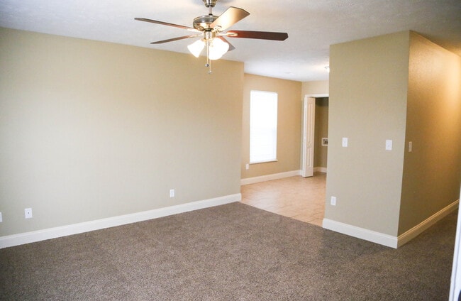 Photo - 614 W Mt Vernon St Unit A