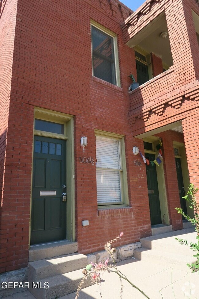 Building Photo - 506 Prospect St Unit 506 1/2 Rental