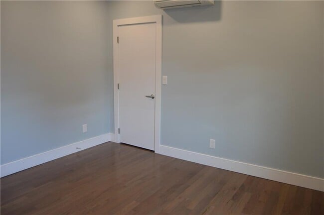 581 Central Ave Unit 3R