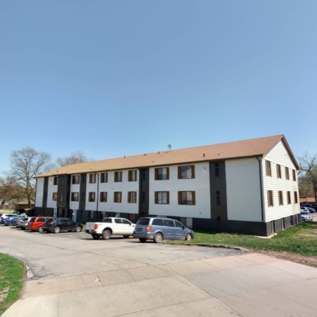 Photo - Recently updated apartments near to shopping, dining, and public transportation