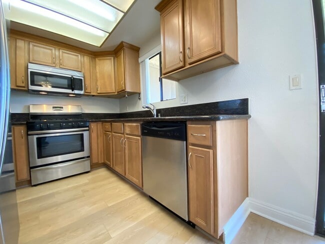 Photo - 3853 San Ramon Dr Unit 223