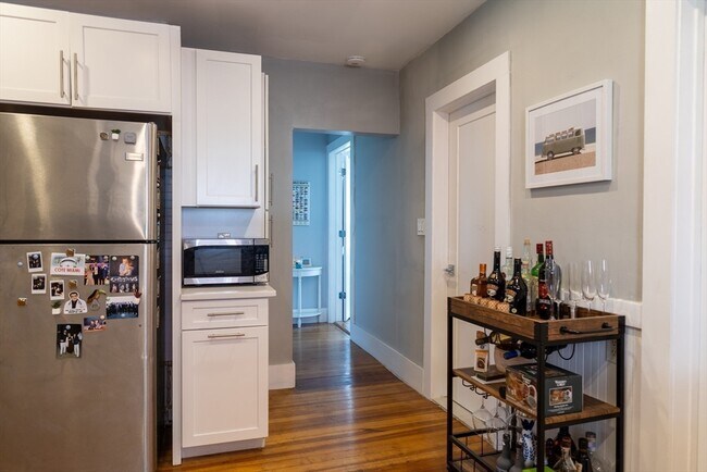 Photo - 58 Bromfield St Unit 1