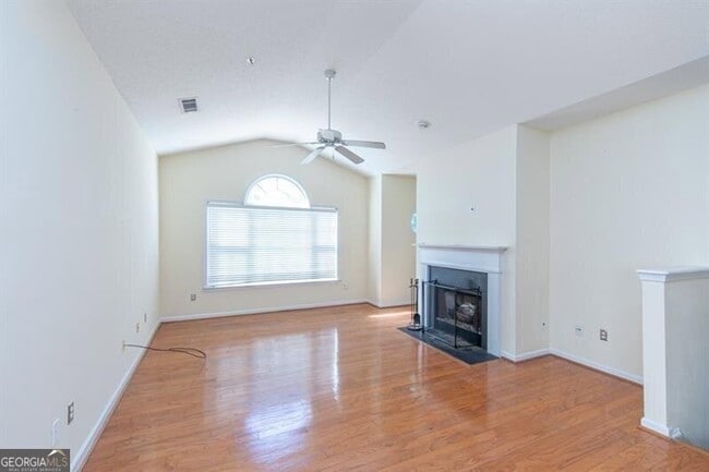 Photo - 709 Spring Heights Ln