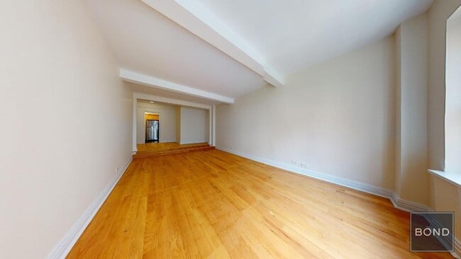 Building Photo - 141 E 56th St Unit 6C Rental