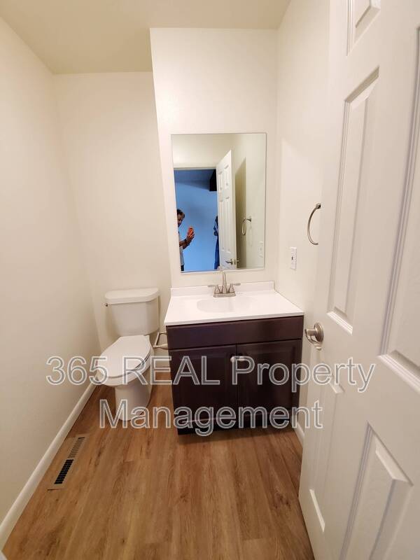 Photo - 2141 28th Ave Ct