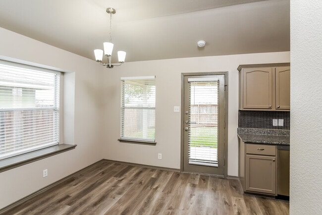 Photo - 316 Hummingbird Dr