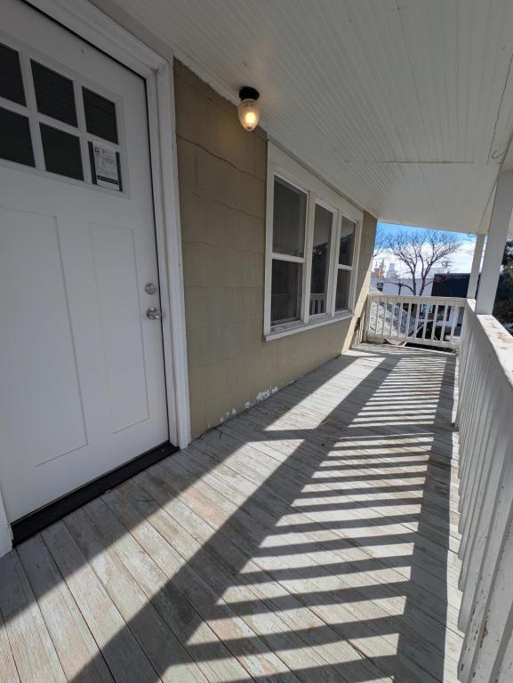 Photo - 323 N 4th St