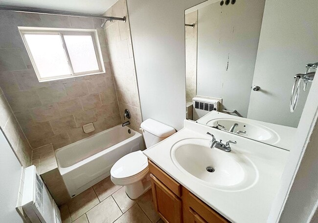 Photo - 555 Lowell Ave Unit 555-05