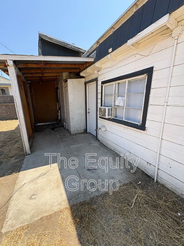Photo - 38745 1/2 Campbell Dr