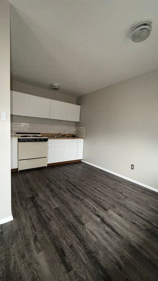 Photo - ak1515 Unit A