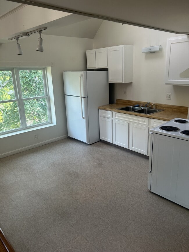 Photo - 10 Railroad Square Unit 201