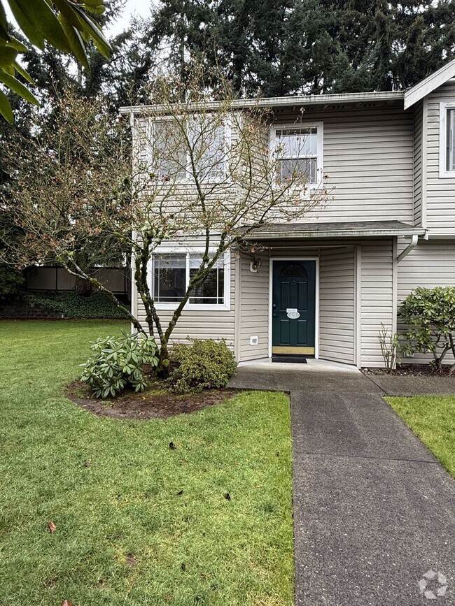 Building Photo - Warm & Cozy 2BD/1.5BTH Townhome for Rent i...