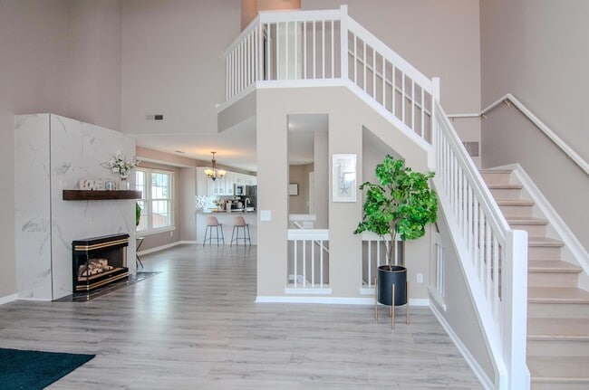 Photo - 1892 Lindsay Ln Unidad 40