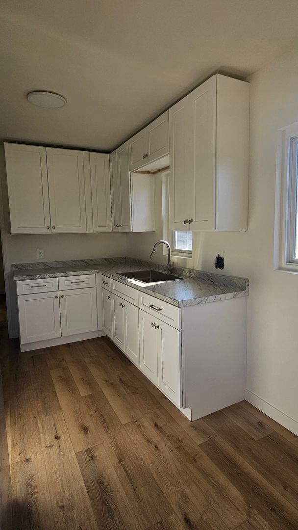 Photo - 210901 Unidad 210901 - 1521 La Playa Ave