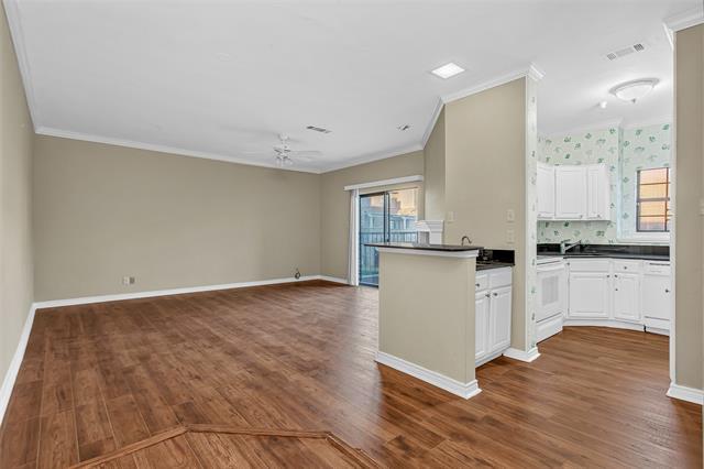 Building Photo - 6004 Auburndale Ave Unit F Rental