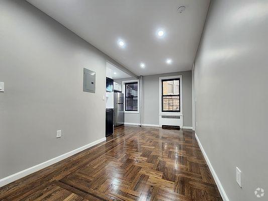 Building Photo - 1 bedroom in BRONX NY 10462 Unit 1O Rental