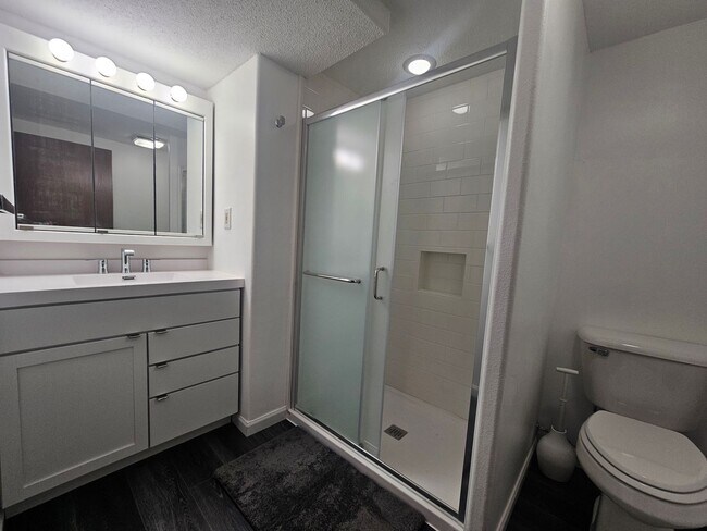 Photo - 2 Bedroom 2 Bath Corner Lot, In Small Town Fairfax