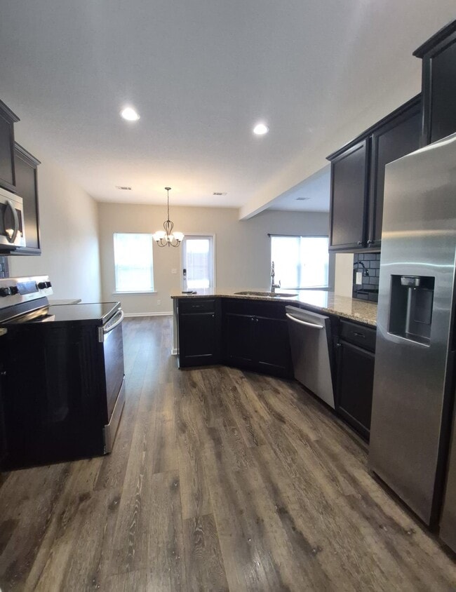 Photo - 33 Trask Cir