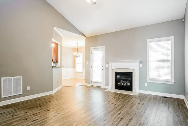 Photo - 29 Westcote Ln
