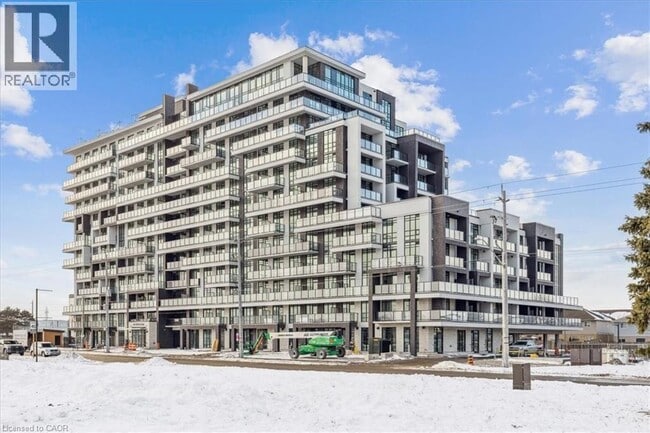 Photo - 461 Green Rd Unit 811