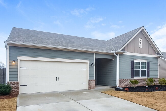 Photo - 145 Cottontail Ln