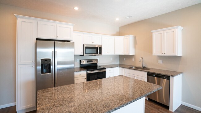 Photo - 4336 Dawn St