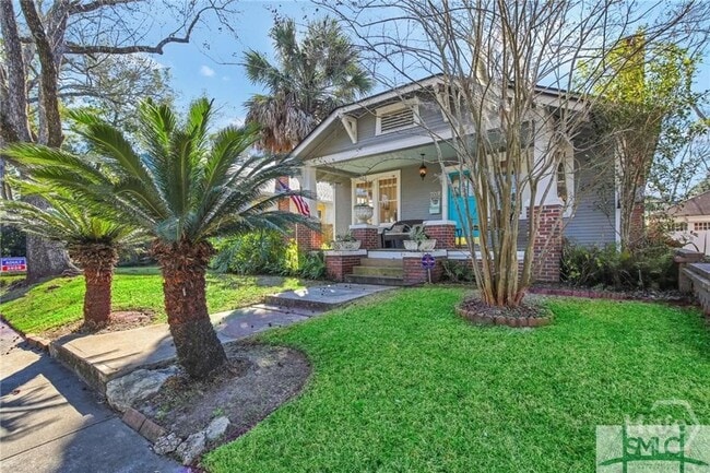 Photo - 709 E 48th St