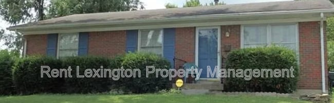 1138 Gainesway Dr