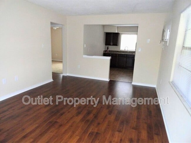 Photo - 610 S Lake Formosa Dr