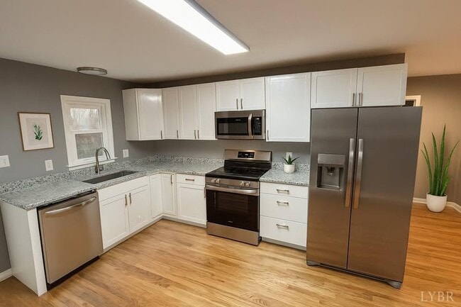 Photo - 251 Lakeview Dr