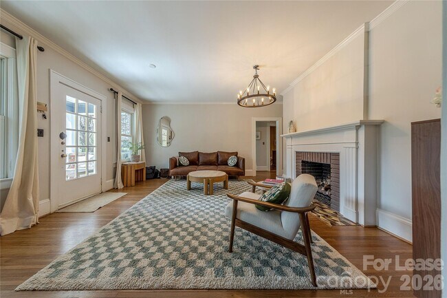 Photo - 2101 Dartmouth Pl