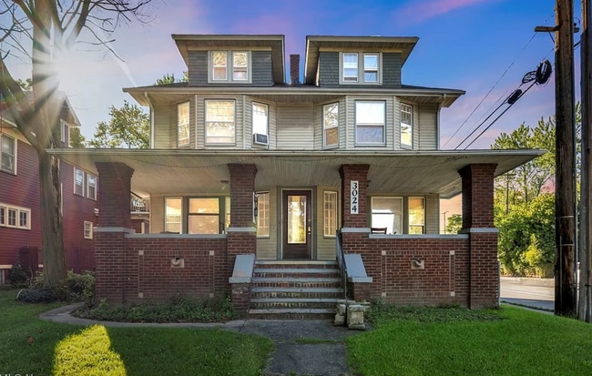 Building Photo - 3024 West Blvd Unit 3024 West Blvd North