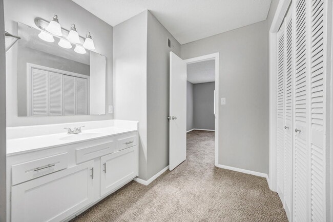 Landmark Woods Apartment Homes