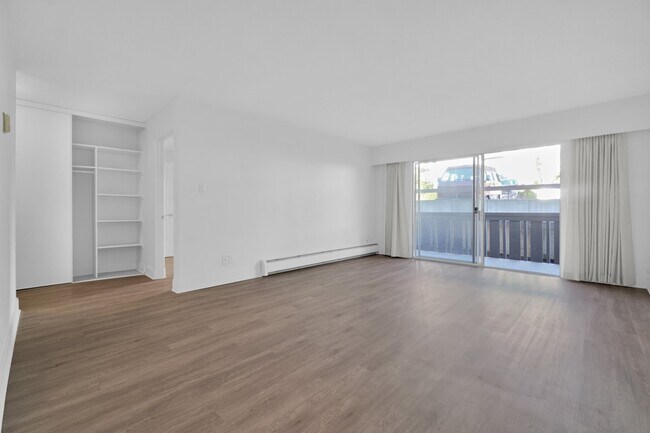 Photo - Olympic View Apartments