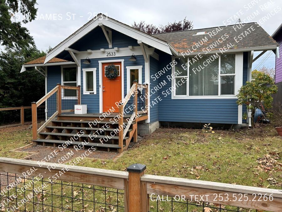 Photo - 2533 James St