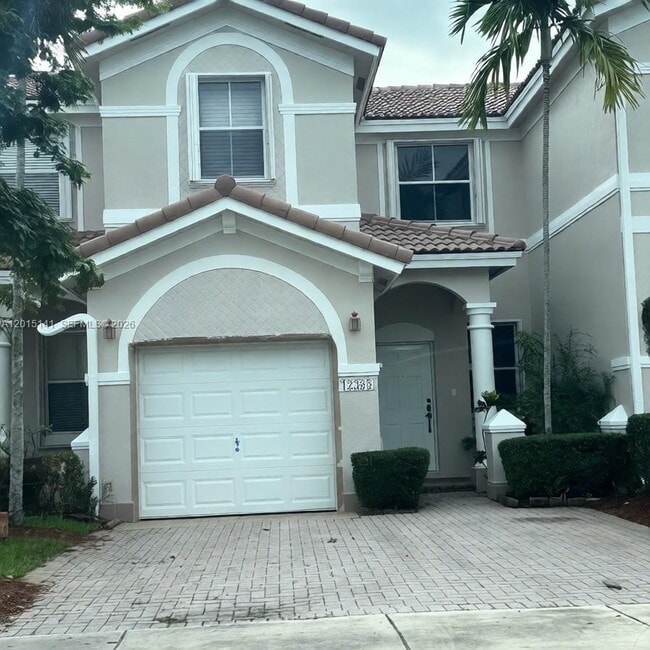 Building Photo - 12385 SW 125th Ct