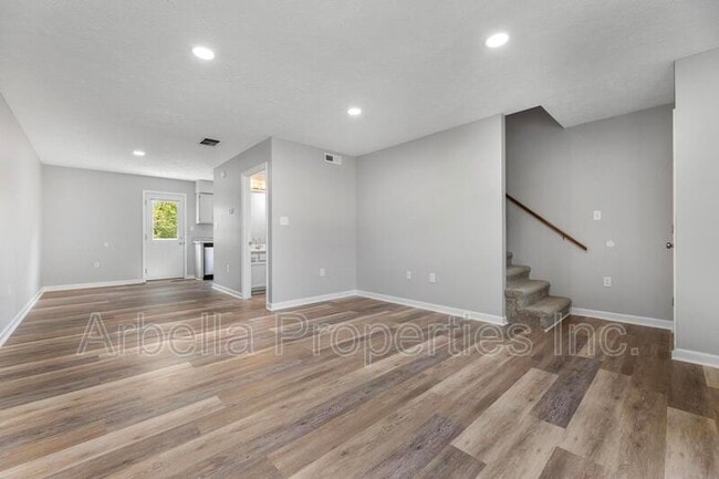 Photo - 2637 US-11W Unit Apt 5