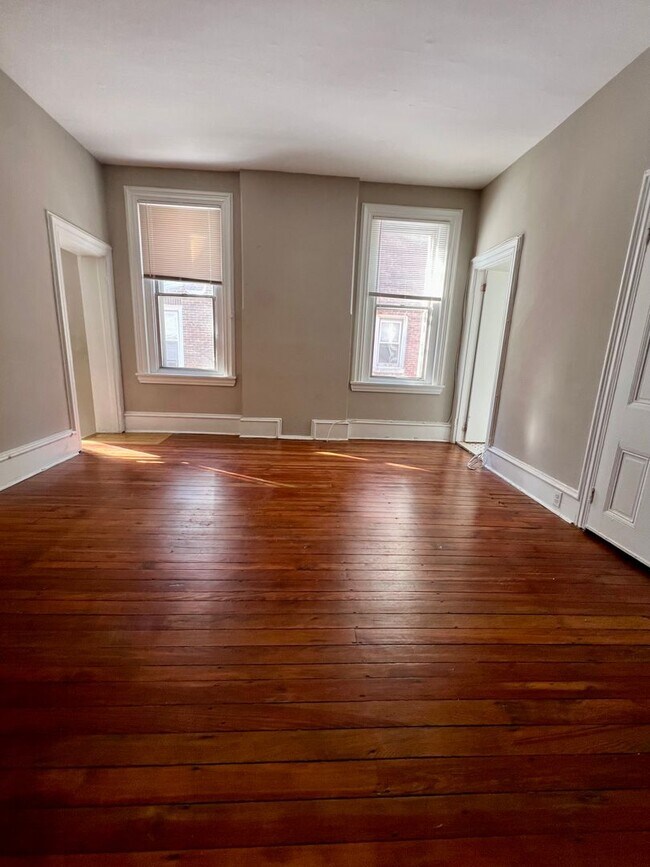 Photo - 224 Sumac St Unit Downstairs