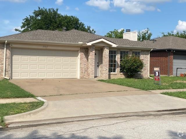Building Photo - 2067 Palomino Trail Rental