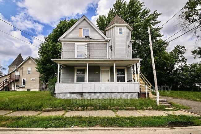 Building Photo - 825 7th St NW Unit B Rental