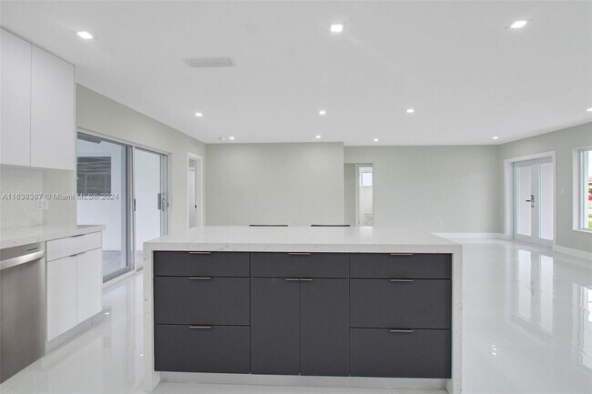 Photo - 7875 SW 29th Terrace