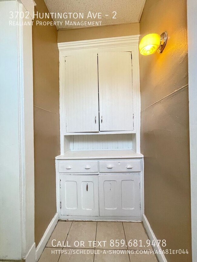 Photo - 3702 Huntington Ave Unidad 2