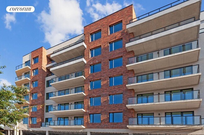 Photo - 912 Broadway