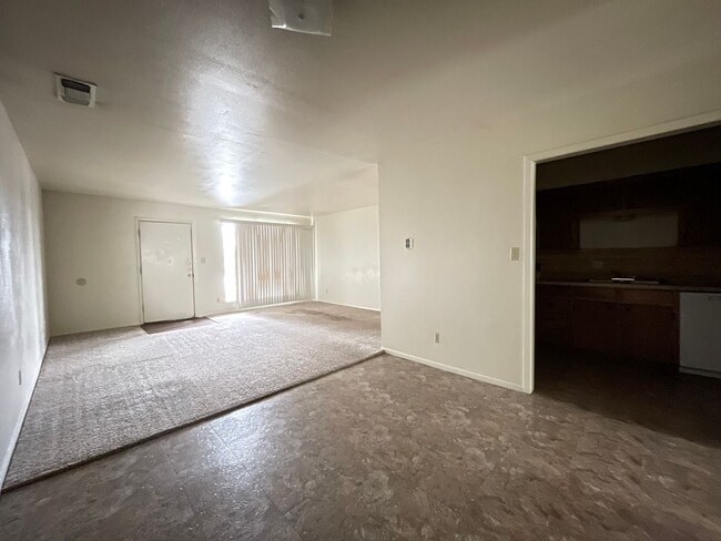 Photo - 201 W Lincoln Ave Unit 6