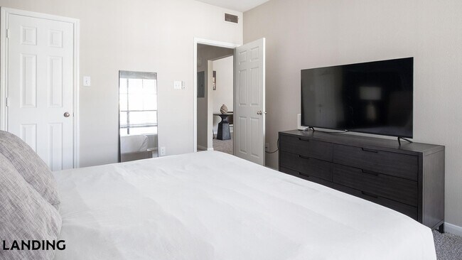 2323 Eldridge Pkwy S Unit 536