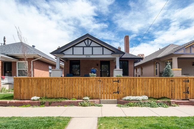Photo - 2036 Eliot St