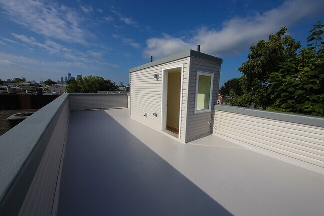 Photo - 1725 Arlington St Unit B