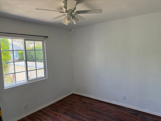 Secondary Bedroom/Office Space - 526 Brooks Ave Casa Unidad Front