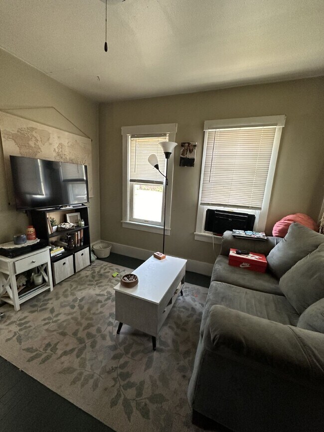1 Bed 1 Bath single family home near UWEC Available June 1st! Fenced in yard!