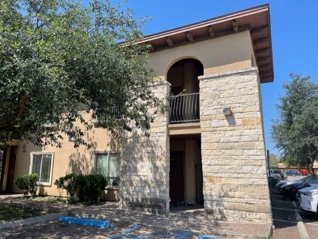 Building Photo - 9805 Sterling Loop Unit 302